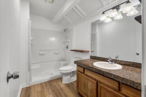 8687 Elsinore Court North Charleston SC 29406