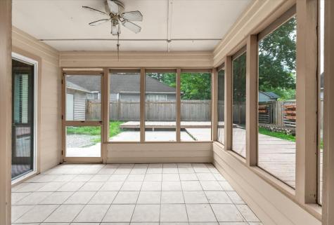 8687 Elsinore Court North Charleston SC 29406