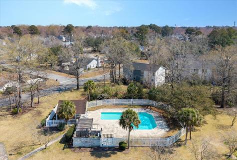 8687 Elsinore Court North Charleston SC 29406