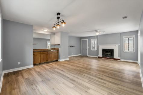 8687 Elsinore Court North Charleston SC 29406