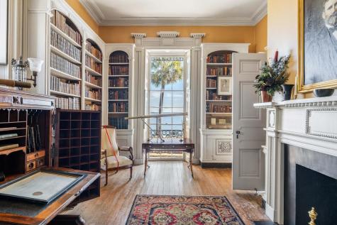 21 E Battery Charleston SC 29401