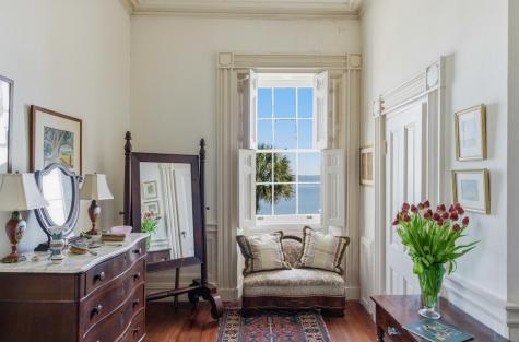 21 E Battery Charleston SC 29401