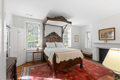 21 E Battery Charleston SC 29401