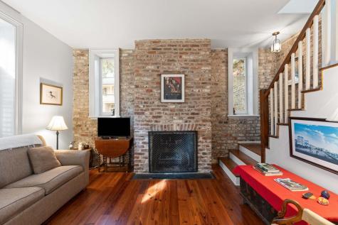 21 E Battery Charleston SC 29401