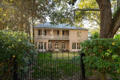 21 E Battery Charleston SC 29401