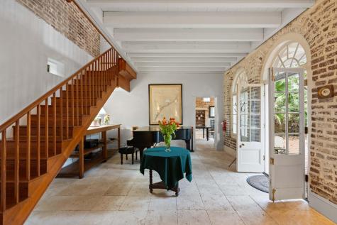 21 E Battery Charleston SC 29401