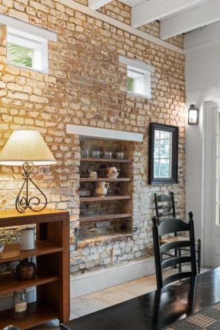 21 E Battery Charleston SC 29401