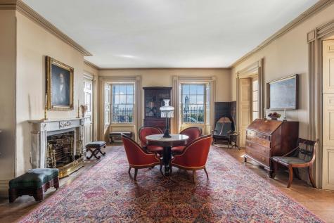 21 E Battery Charleston SC 29401