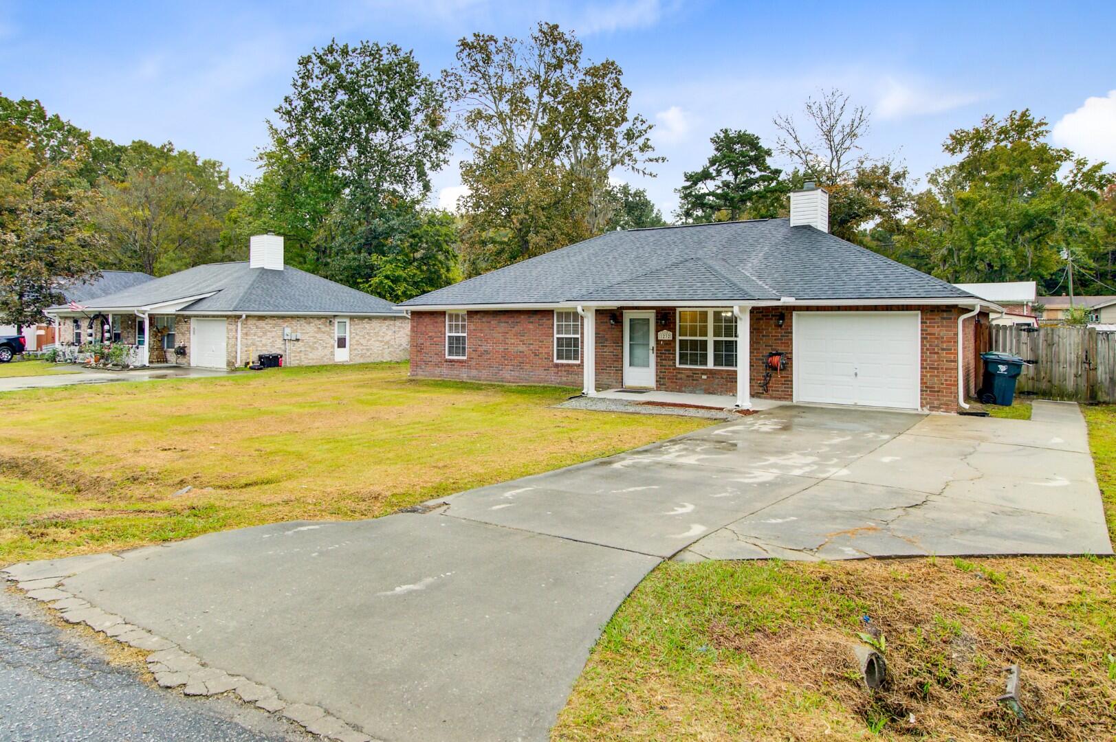 1232 Saylors Avenue Moncks Corner SC 29461