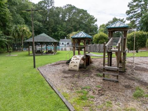 100 Temuco Lane Summerville SC 29483