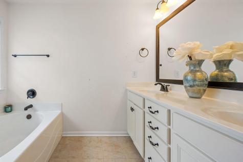 317 Whispering Breeze Lane Summerville SC 29486