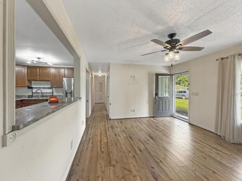 135 Mulberry Drive Summerville SC 29486