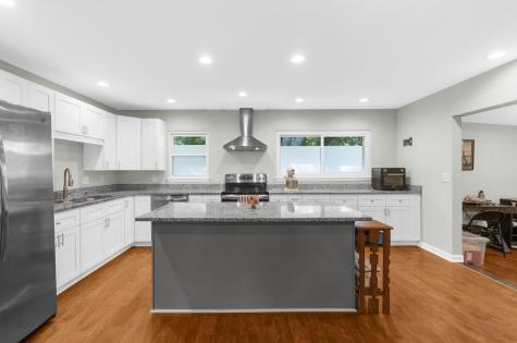1811 Manigault Place Charleston SC 29407