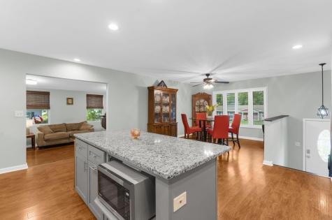 1811 Manigault Place Charleston SC 29407