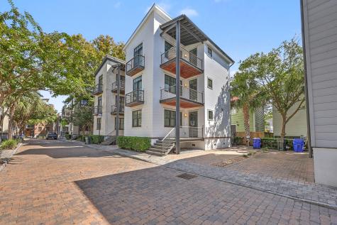 7 Brewster Court Charleston SC 29403