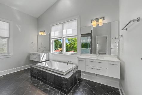7 Brewster Court Charleston SC 29403