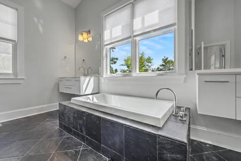 7 Brewster Court Charleston SC 29403