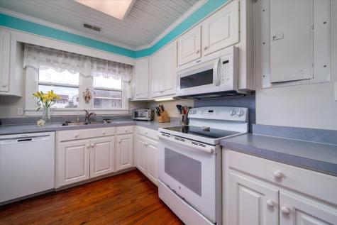 2302 Palmetto Boulevard Edisto Beach SC 29438