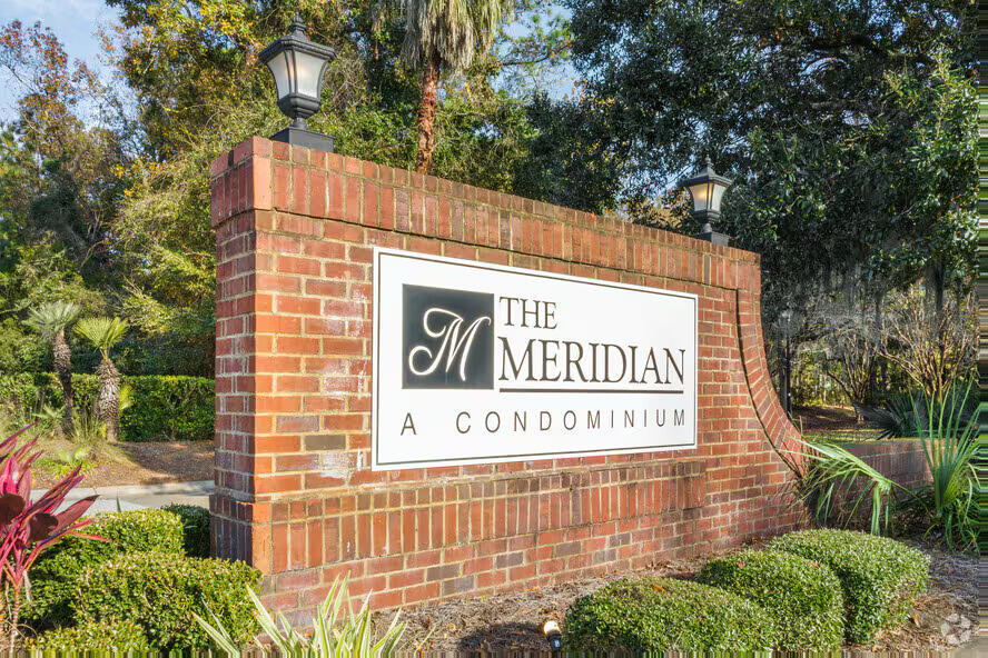 2011 N Highway 17 Mount Pleasant SC 29466