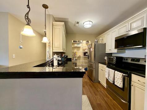 2011 N Highway 17 Mount Pleasant SC 29466