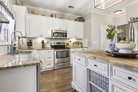 1820 Palmetto Isle Drive Mount Pleasant SC 29466