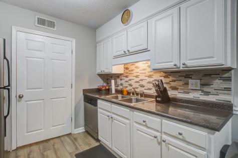1402 Camp Road Charleston SC 29412