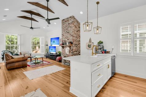 19 Ashton Street Charleston SC 29403