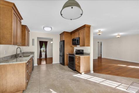 121 Three Wood Lane Summerville SC 29483