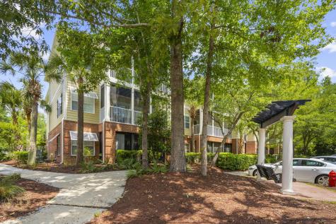 2014 Basildon Road Mount Pleasant SC 29466