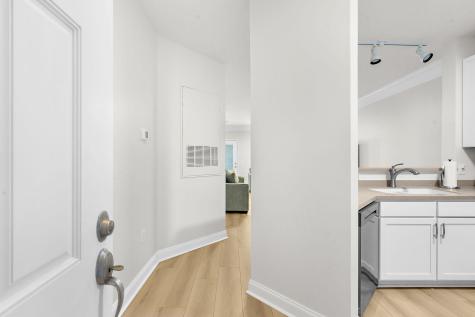 2014 Basildon Road Mount Pleasant SC 29466