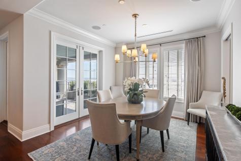 2 Laurens Street Charleston SC 29401