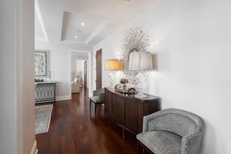 2 Laurens Street Charleston SC 29401