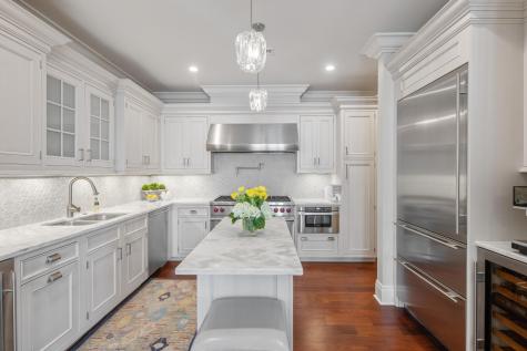 2 Laurens Street Charleston SC 29401