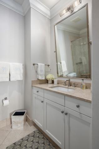 2 Laurens Street Charleston SC 29401