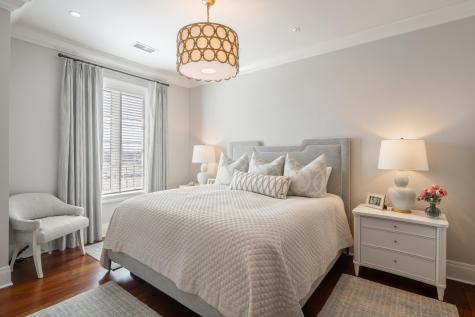 2 Laurens Street Charleston SC 29401