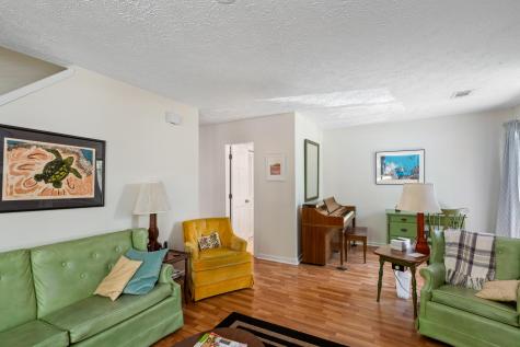 1717 Greystone Mount Pleasant SC 29464