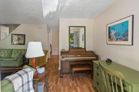 1717 Greystone Mount Pleasant SC 29464