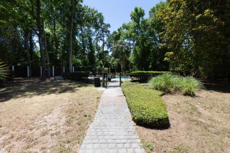 1717 Greystone Mount Pleasant SC 29464
