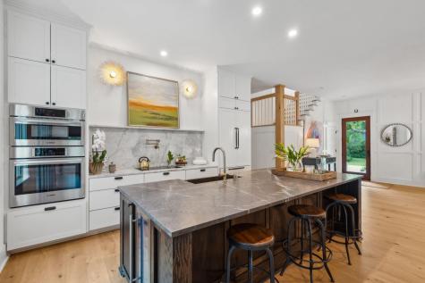 208 Mccormick Street Mount Pleasant SC 29464