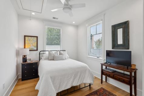 208 Mccormick Street Mount Pleasant SC 29464