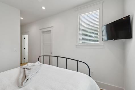 208 Mccormick Street Mount Pleasant SC 29464