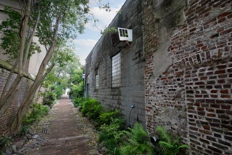 10 Philadelphia Alley Charleston SC 29401