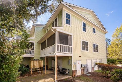 241 Etiwan Pointe Drive Mount Pleasant SC 29464