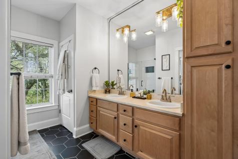 241 Etiwan Pointe Drive Mount Pleasant SC 29464