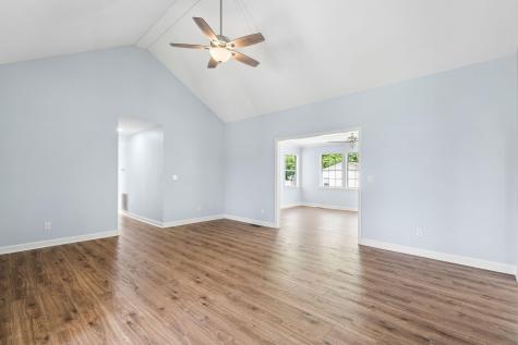 1004 Magnolia Lane Moncks Corner SC 29461