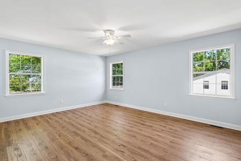 1004 Magnolia Lane Moncks Corner SC 29461