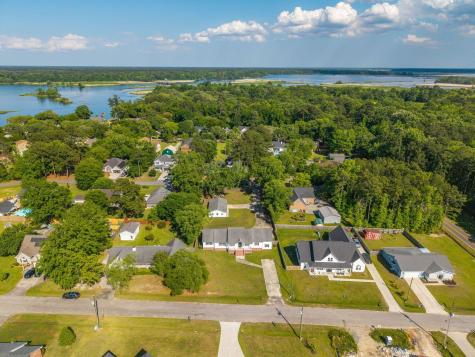 1004 Magnolia Lane Moncks Corner SC 29461