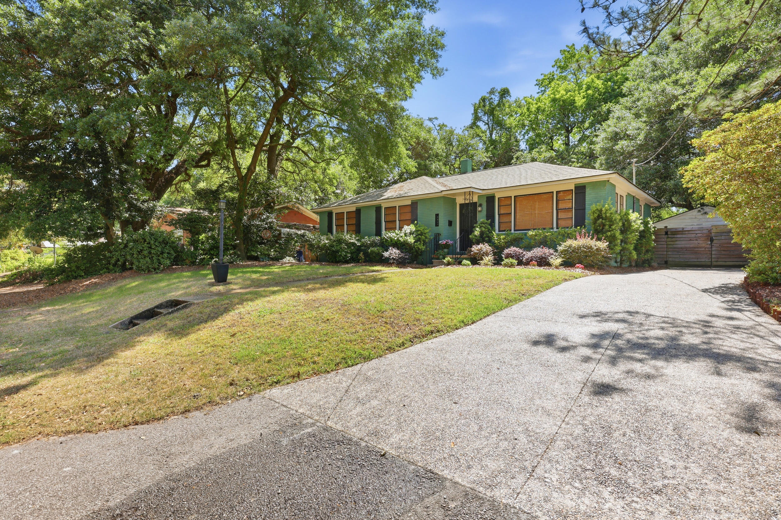 5069 Pittman Street North Charleston SC 29405