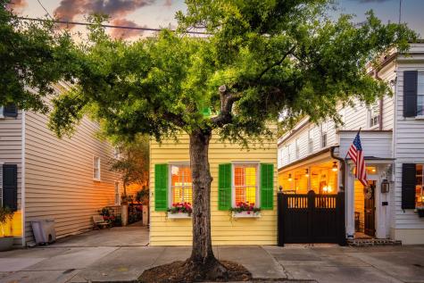 8 Trumbo Street Charleston SC 29401