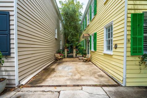 8 Trumbo Street Charleston SC 29401